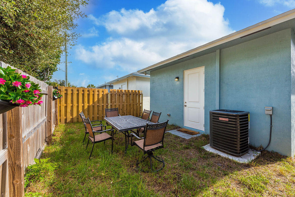 2683 Hiawatha Avenue - Photo 26