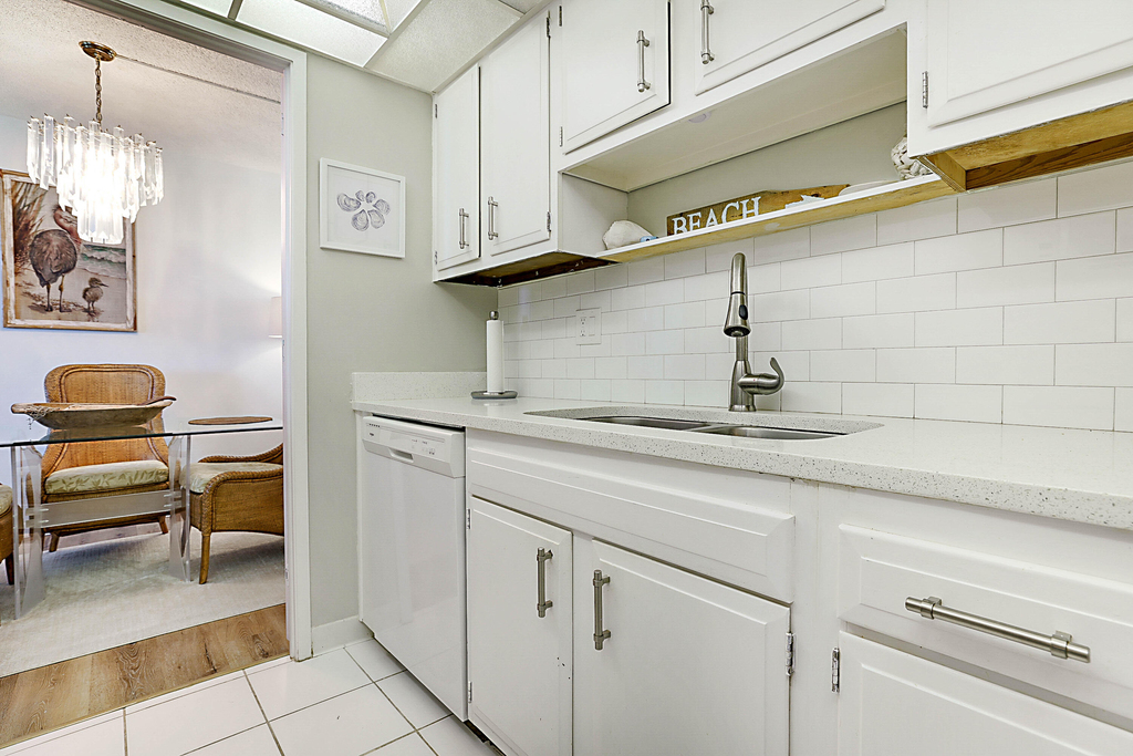 2121 N Ocean Boulevard - Photo 18