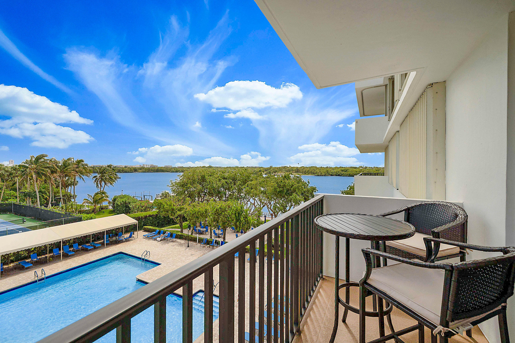 2121 N Ocean Boulevard - Photo 29