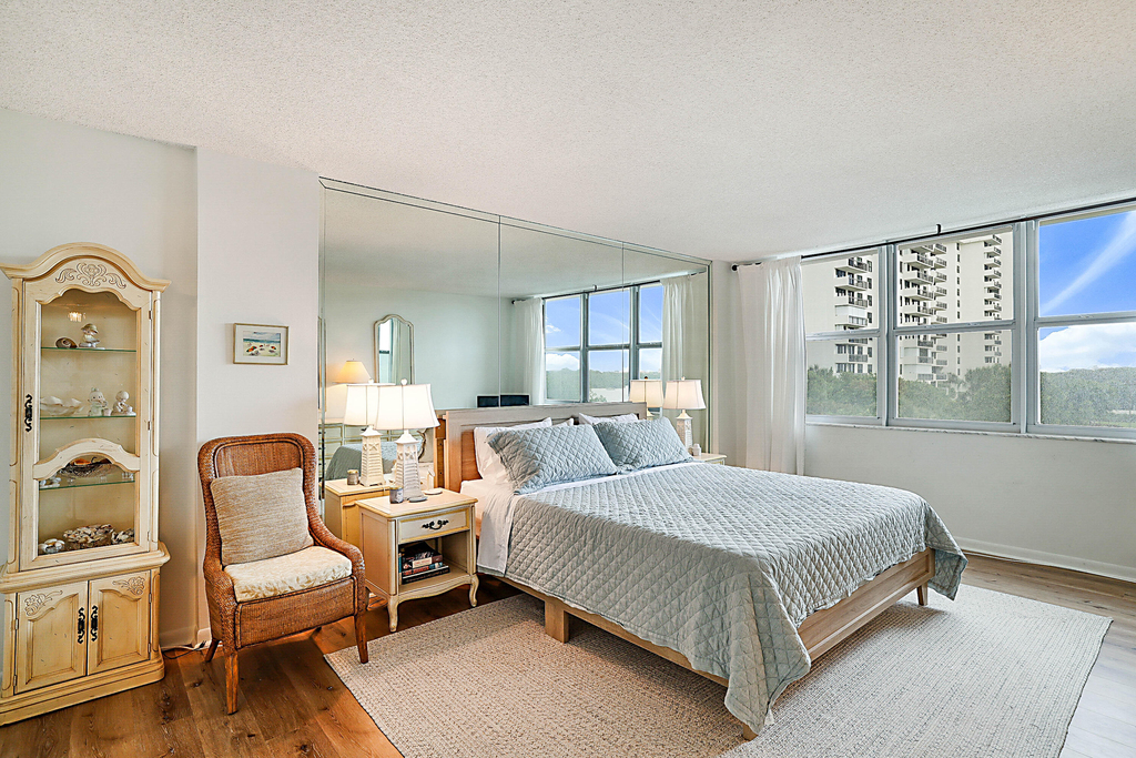 2121 N Ocean Boulevard - Photo 24