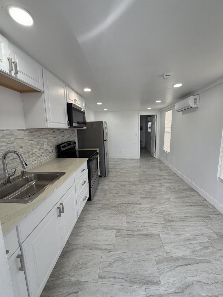 8717 Sw 16th Place - Photo 7