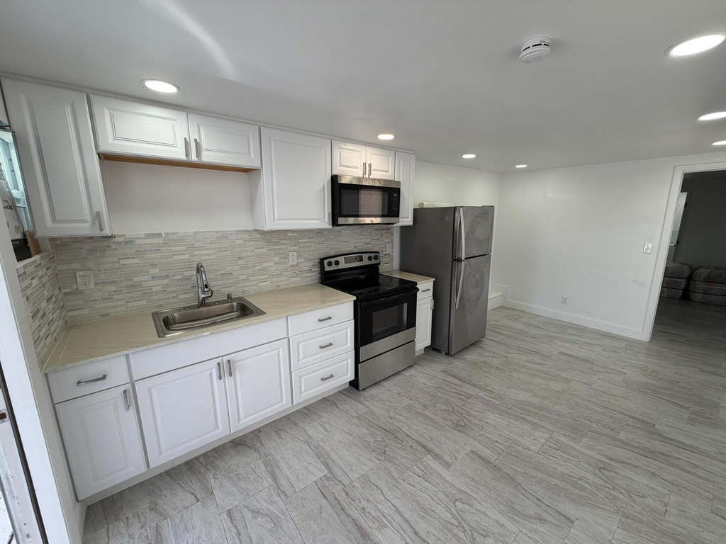 8717 Sw 16th Place - Photo 9