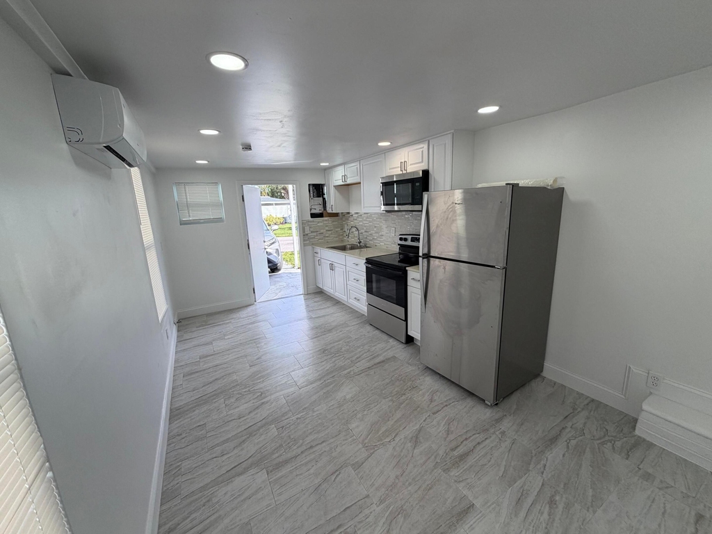 8717 Sw 16th Place - Photo 8