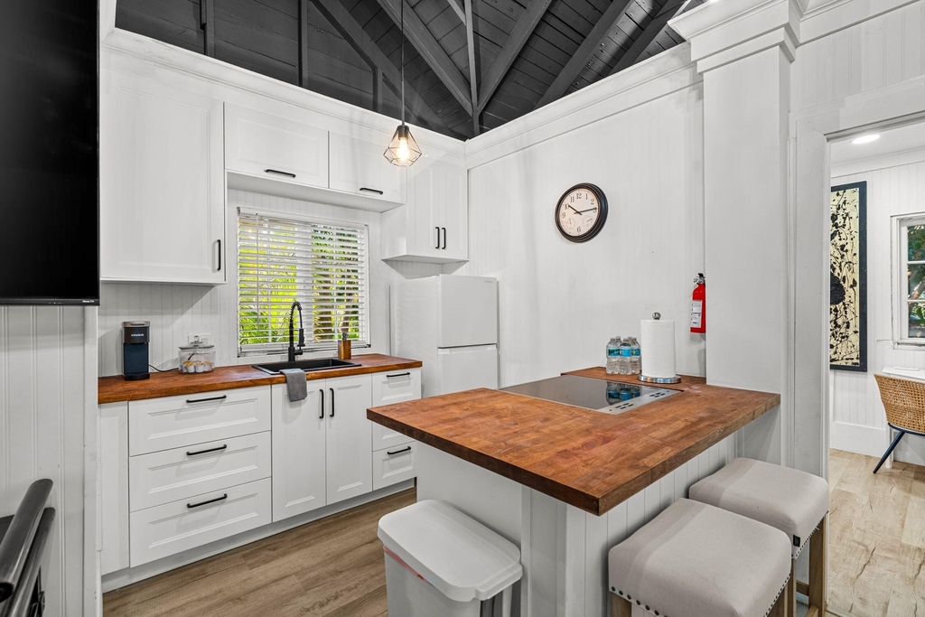 1017 Sw 4th Street - Photo 6