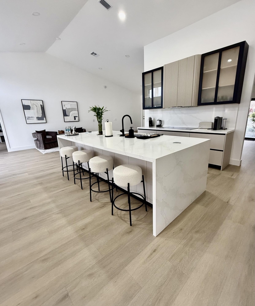 2281 Seaford Drive - Photo 4