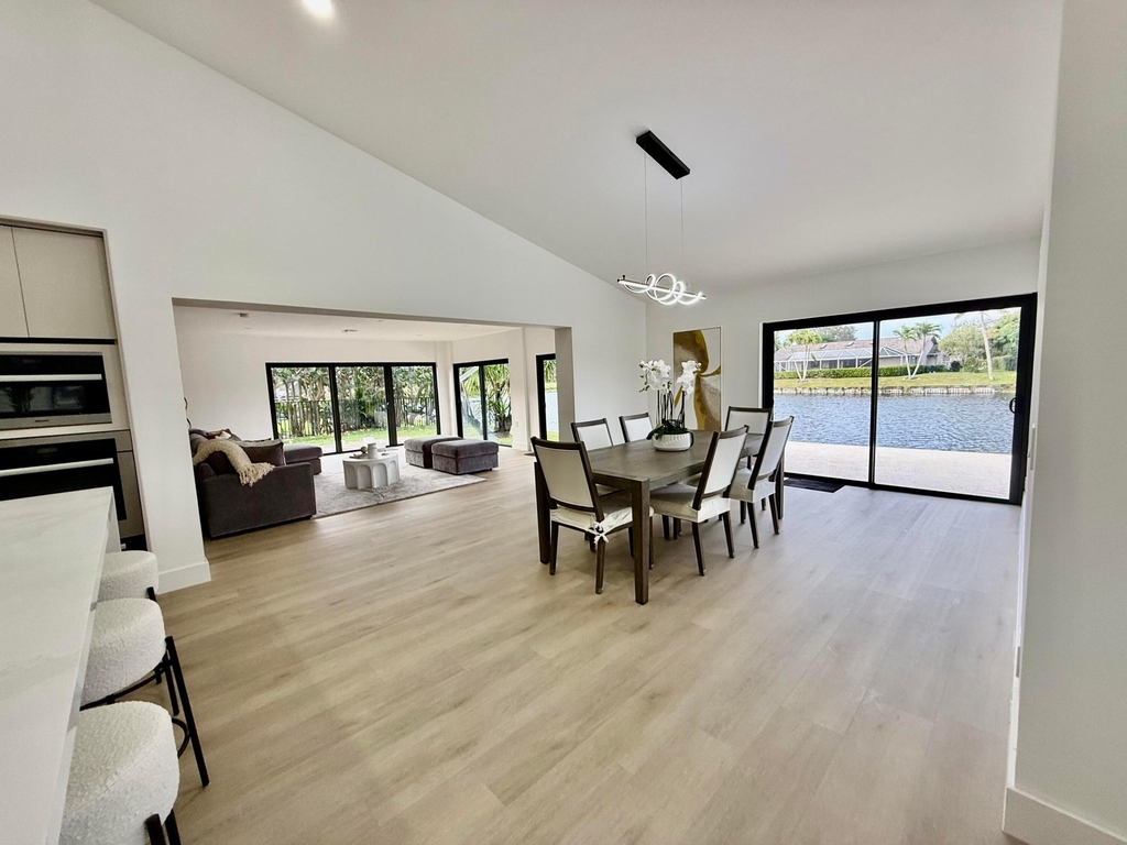 2281 Seaford Drive - Photo 3