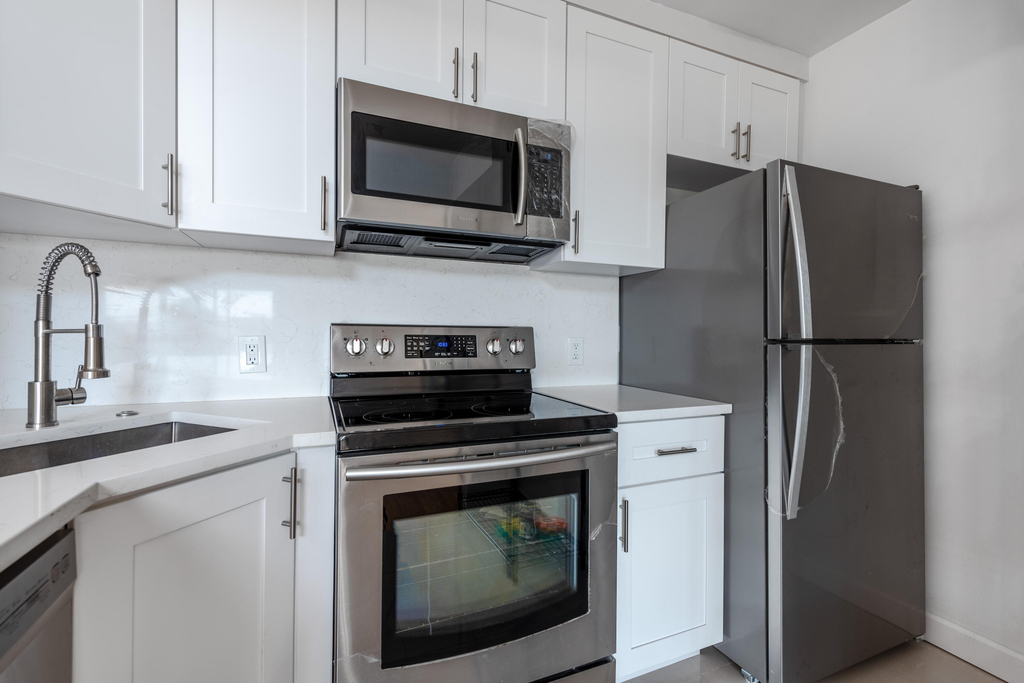 629 Sea Pine Way - Photo 8
