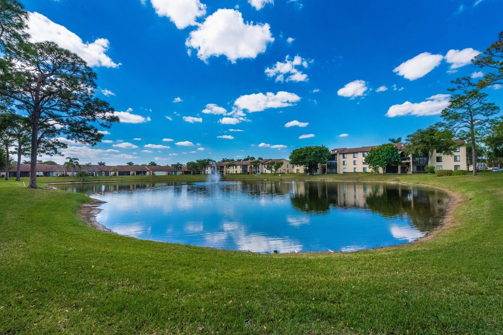 629 Sea Pine Way - Photo 22