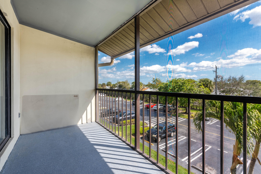 629 Sea Pine Way - Photo 18