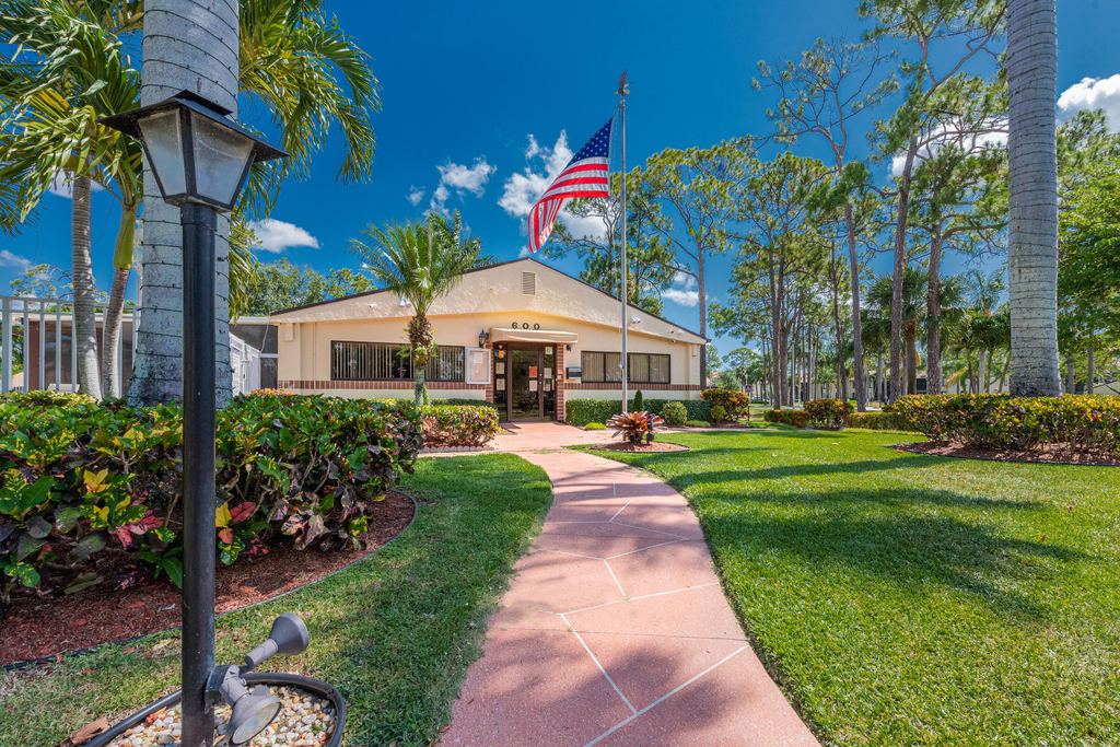 629 Sea Pine Way - Photo 27
