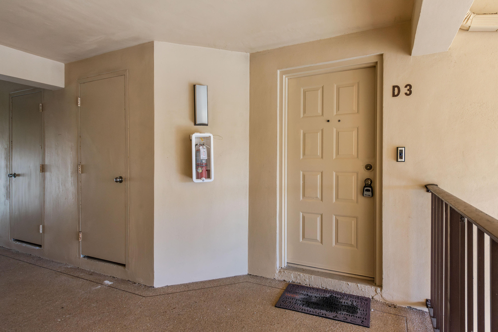 629 Sea Pine Way - Photo 3