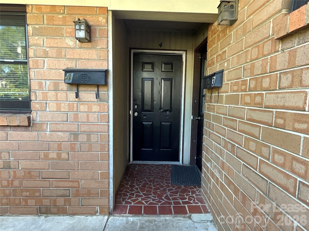 322 E Sumter Street - Photo 1