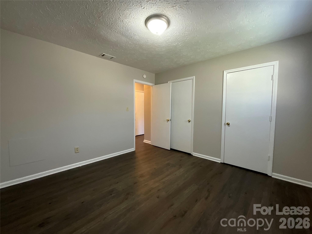 322 E Sumter Street - Photo 7