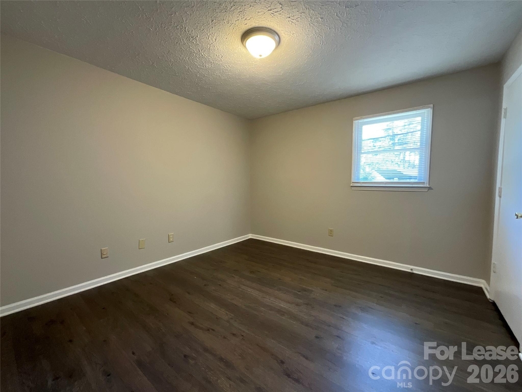 322 E Sumter Street - Photo 9