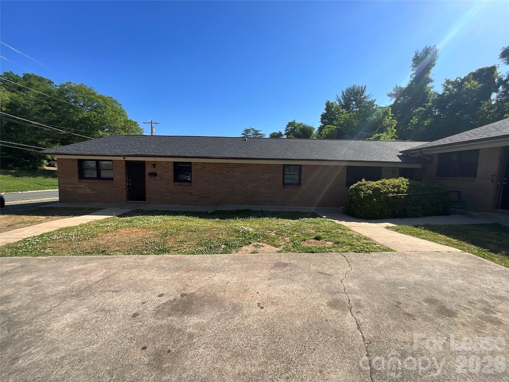 322 E Sumter Street - Photo 0
