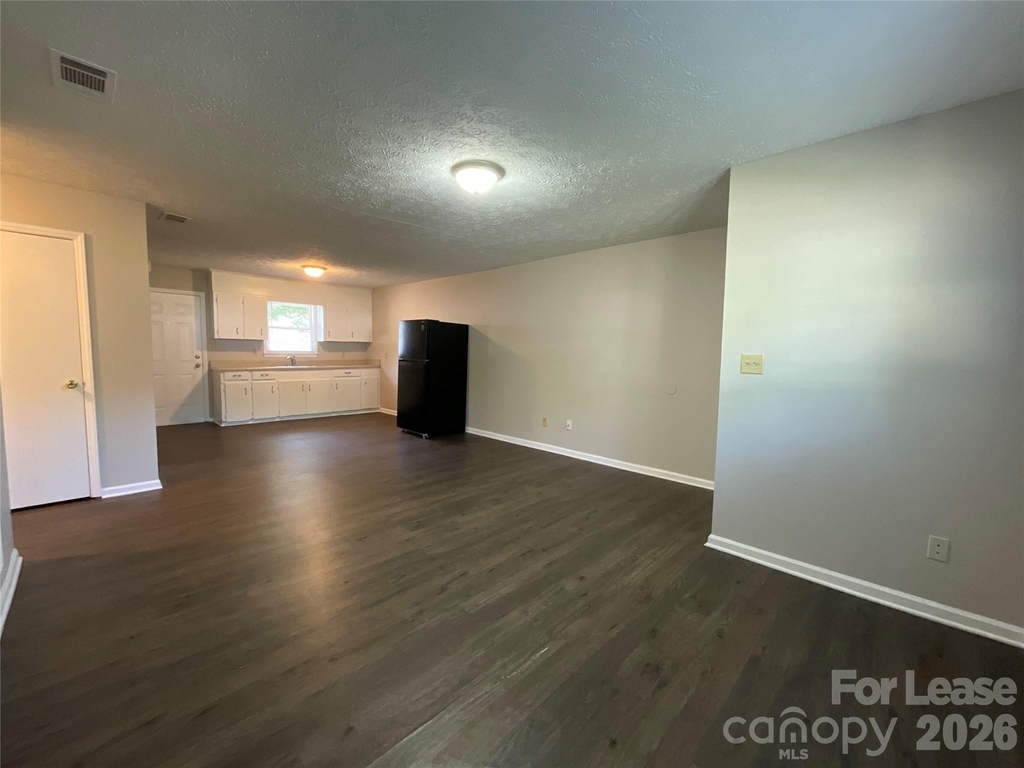 322 E Sumter Street - Photo 3