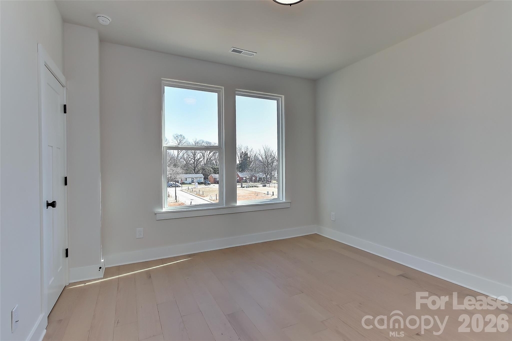 2204 Northend Drive - Photo 15