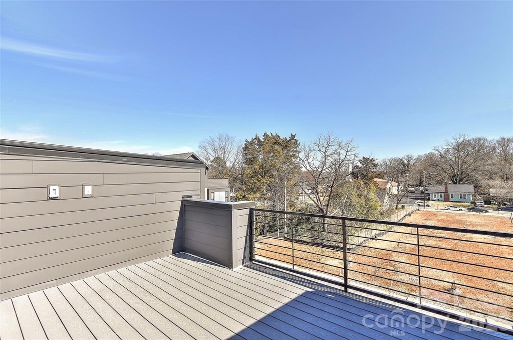 2204 Northend Drive - Photo 27
