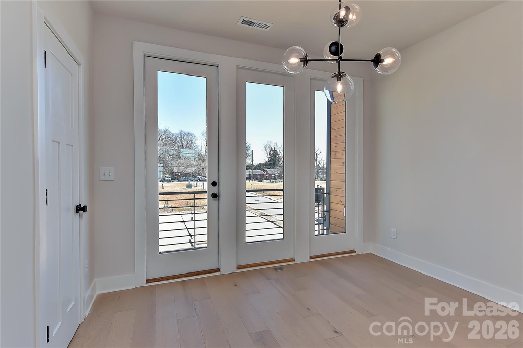 2204 Northend Drive - Photo 11