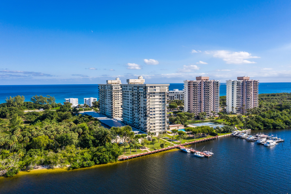 2121 N Ocean Boulevard - Photo 45