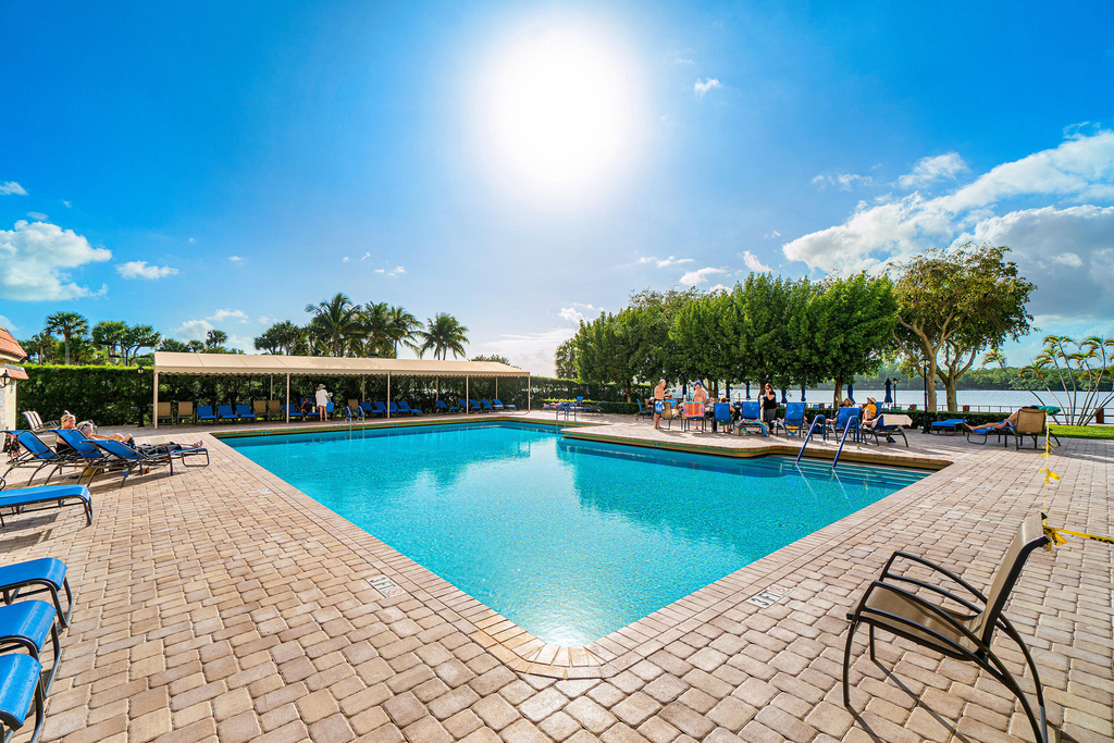 2121 N Ocean Boulevard - Photo 34
