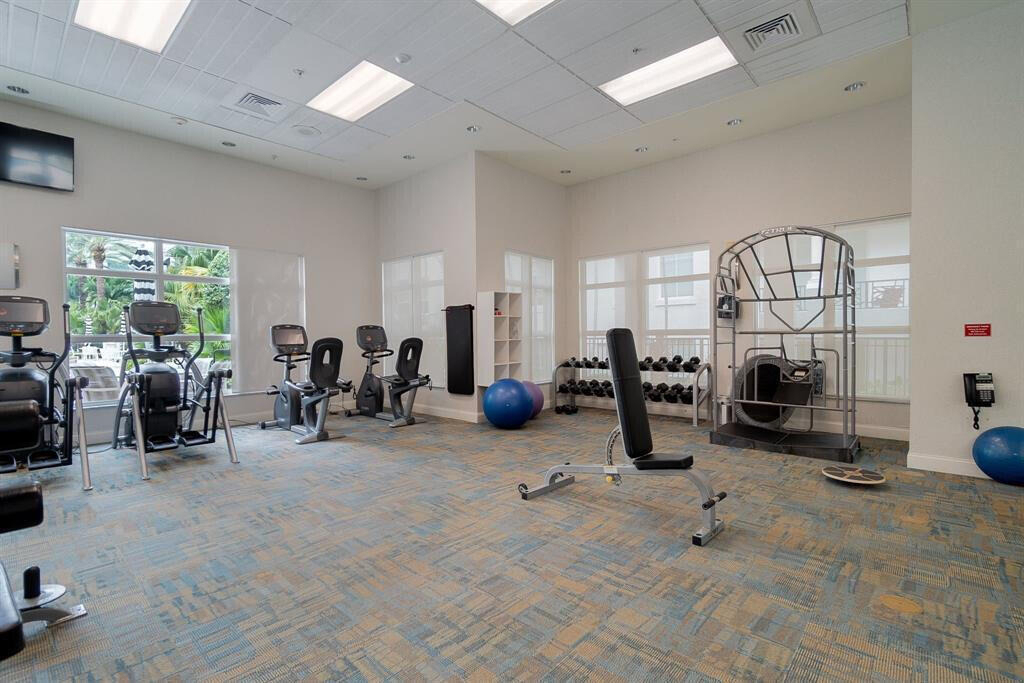 600 S Dixie Highway - Photo 23