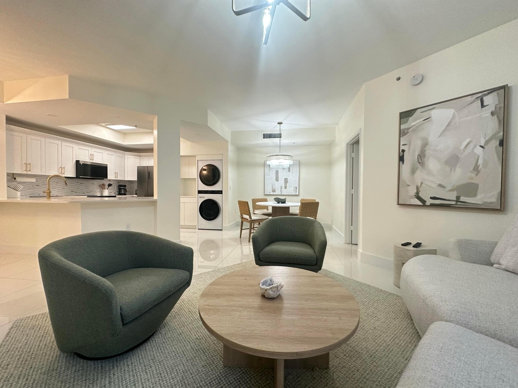 630 S Sapodilla Avenue - Photo 4