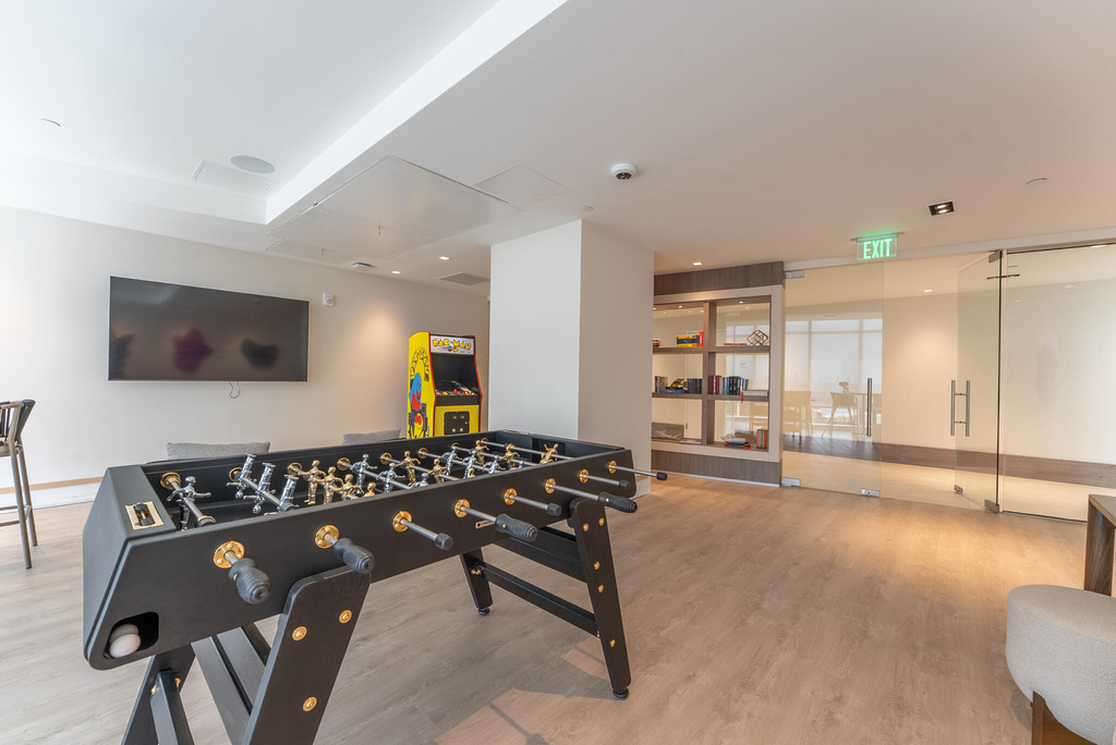 220 Lake Shore Drive - Photo 48