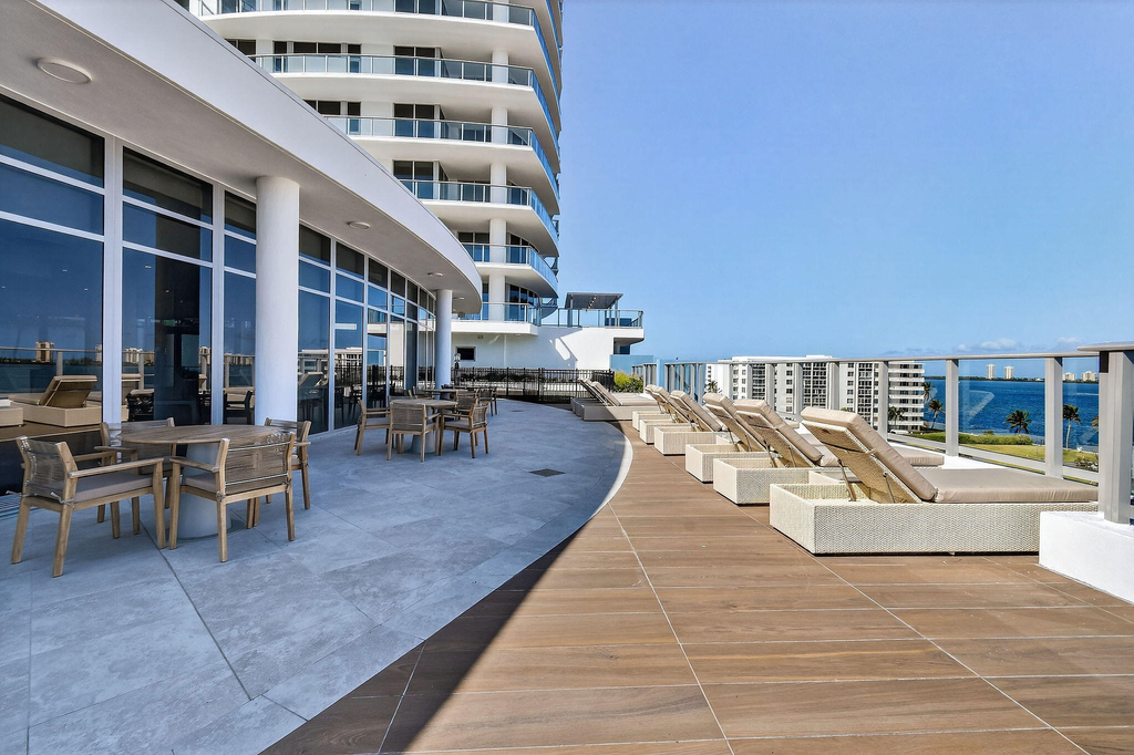 220 Lake Shore Drive - Photo 63