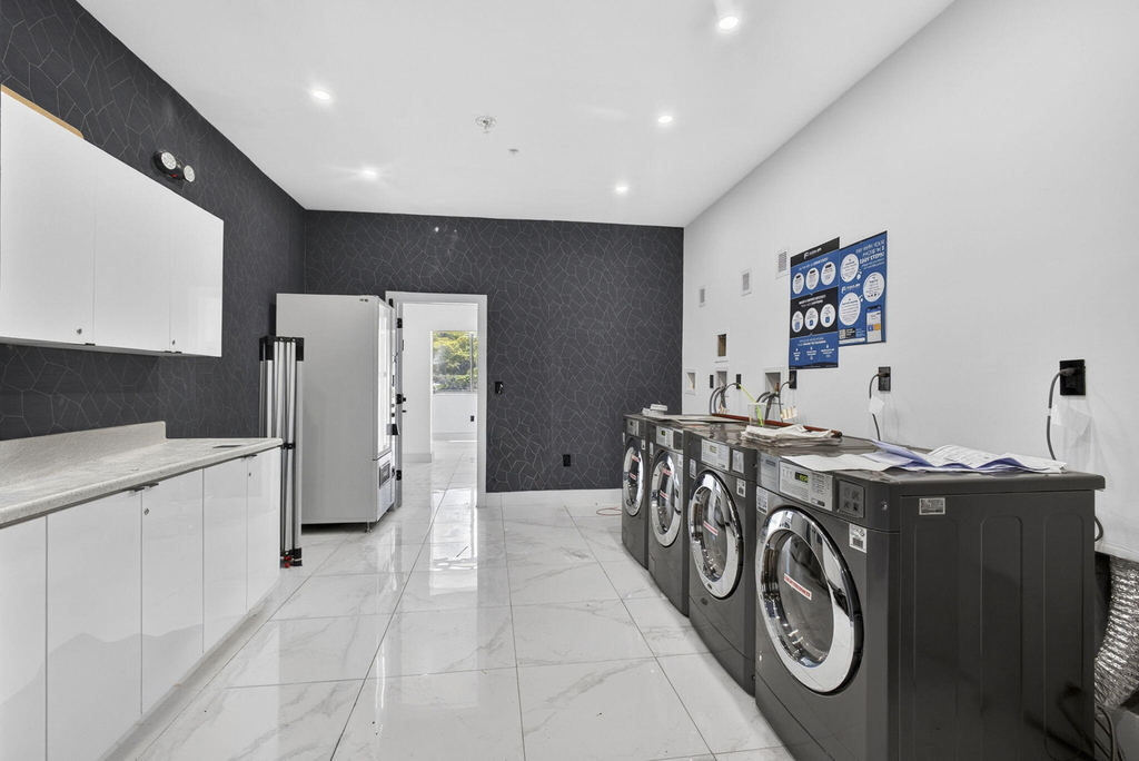 324 20th Street - Photo 12