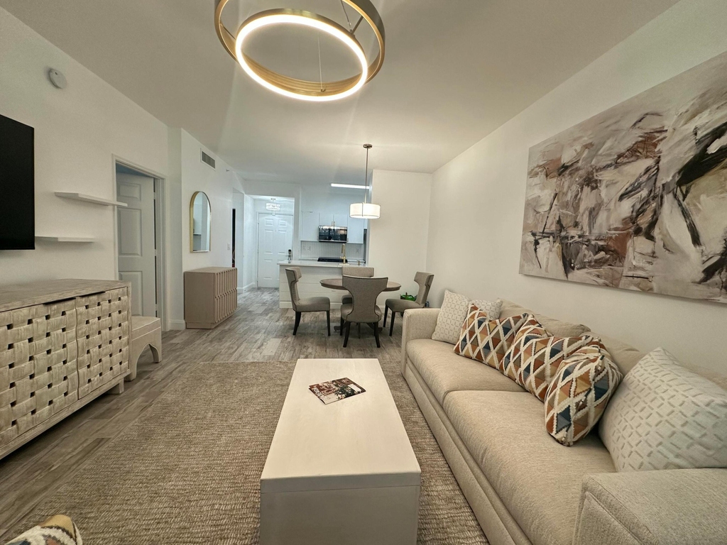 630 S Sapodilla Avenue - Photo 9