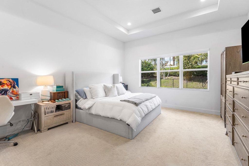 9256 Crestview Circle - Photo 15
