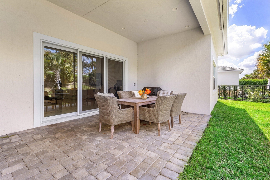 9256 Crestview Circle - Photo 26