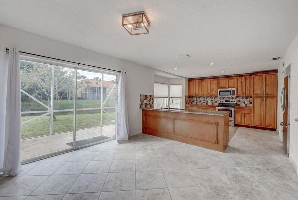 10758 Lake Jasmine Drive - Photo 9