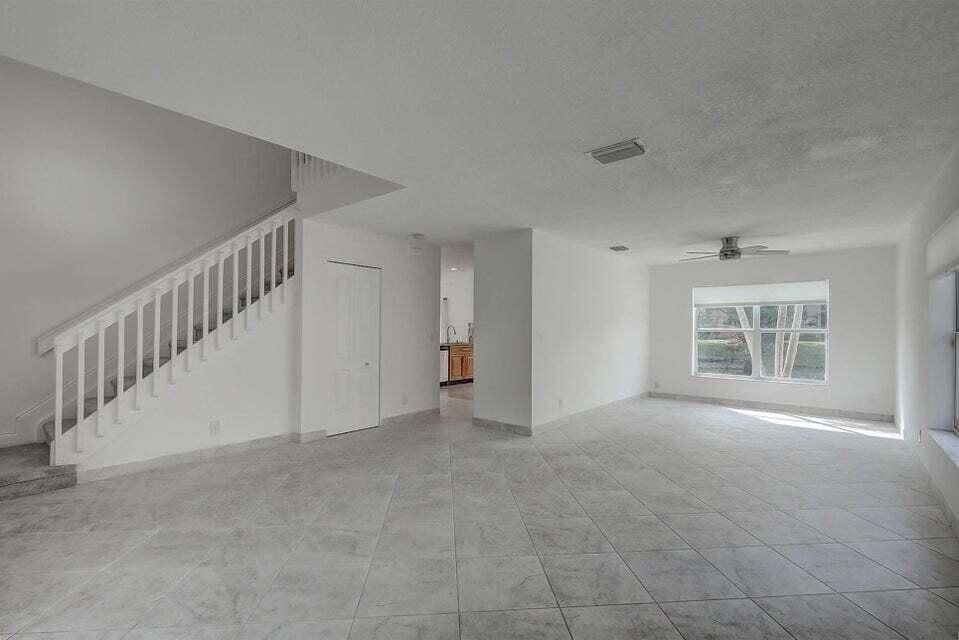 10758 Lake Jasmine Drive - Photo 7