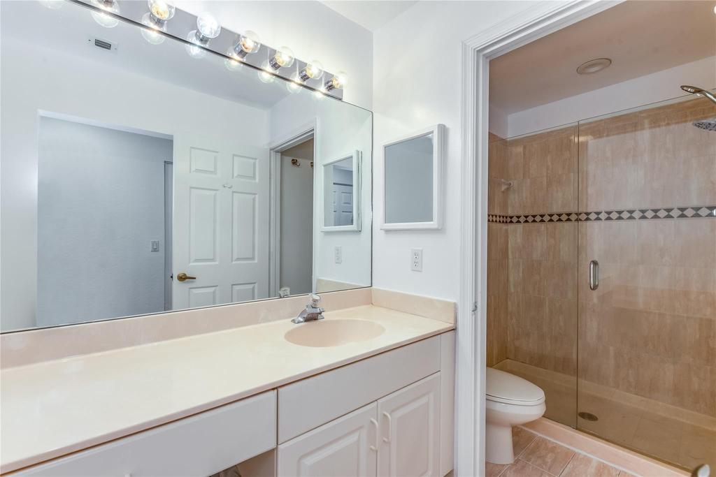 5704 Nw 127th Terrace - Photo 45