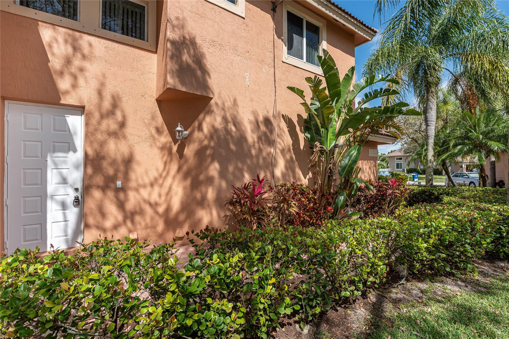 5704 Nw 127th Terrace - Photo 21