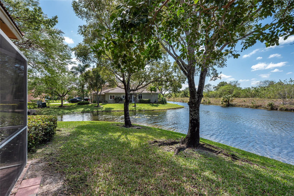 5704 Nw 127th Terrace - Photo 26