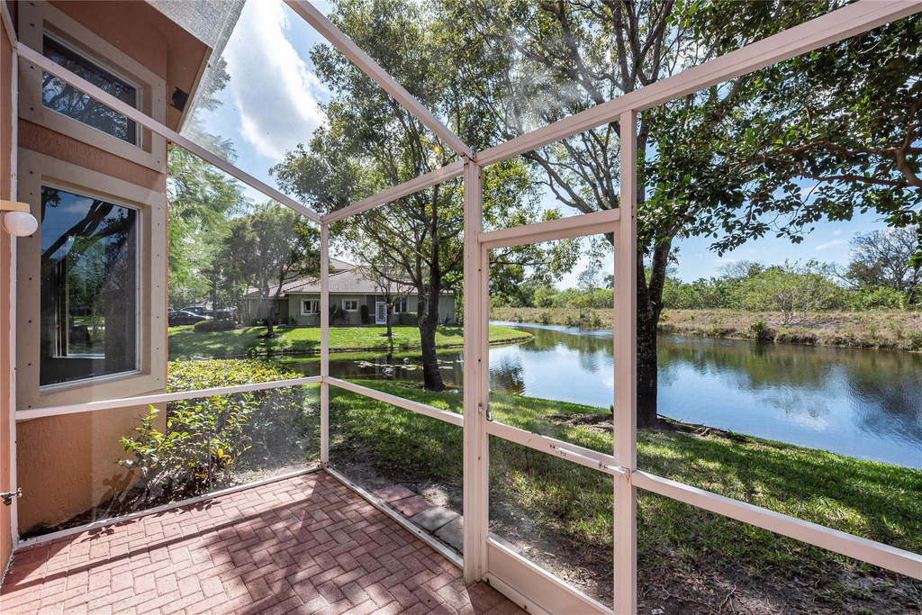5704 Nw 127th Terrace - Photo 29