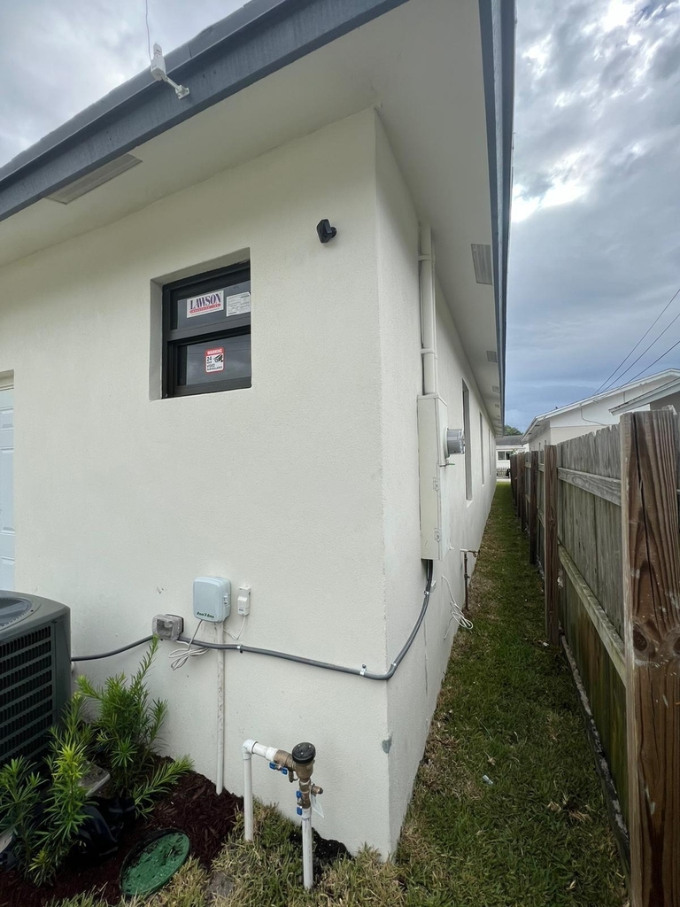 227 N E Street - Photo 26