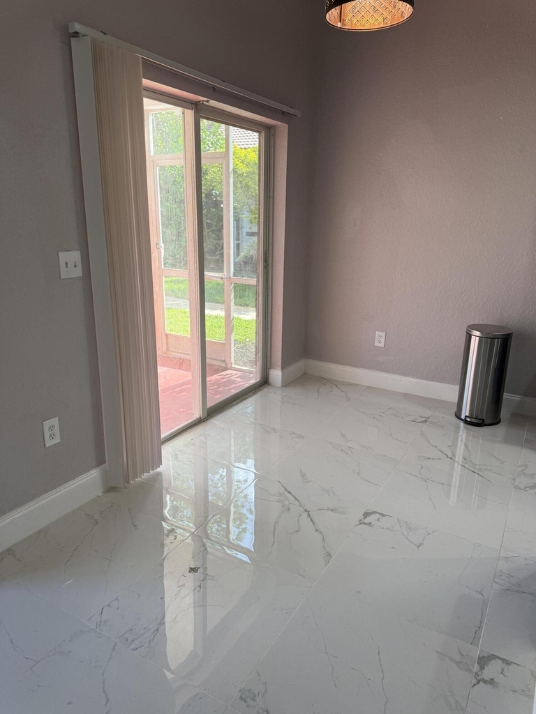 9831 Nw 24th Street - Photo 30