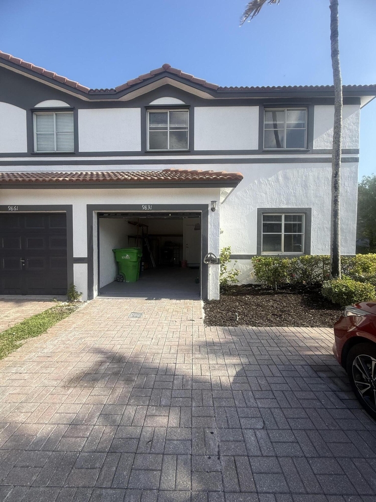 9831 Nw 24th Street - Photo 0