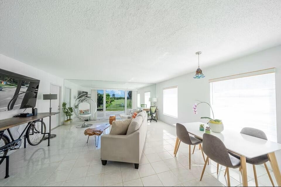 6 Lucerne Avenue - Photo 2