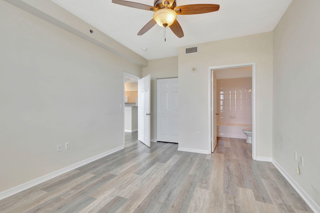 616 Clearwater Park Road - Photo 7