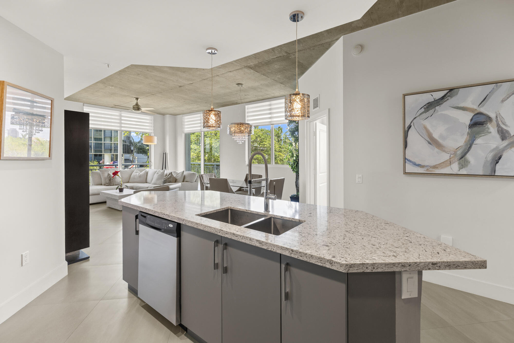 300 S Australian Avenue - Photo 4