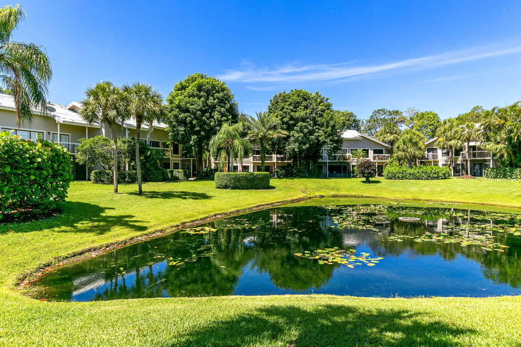 11863 Wimbledon Circle - Photo 15