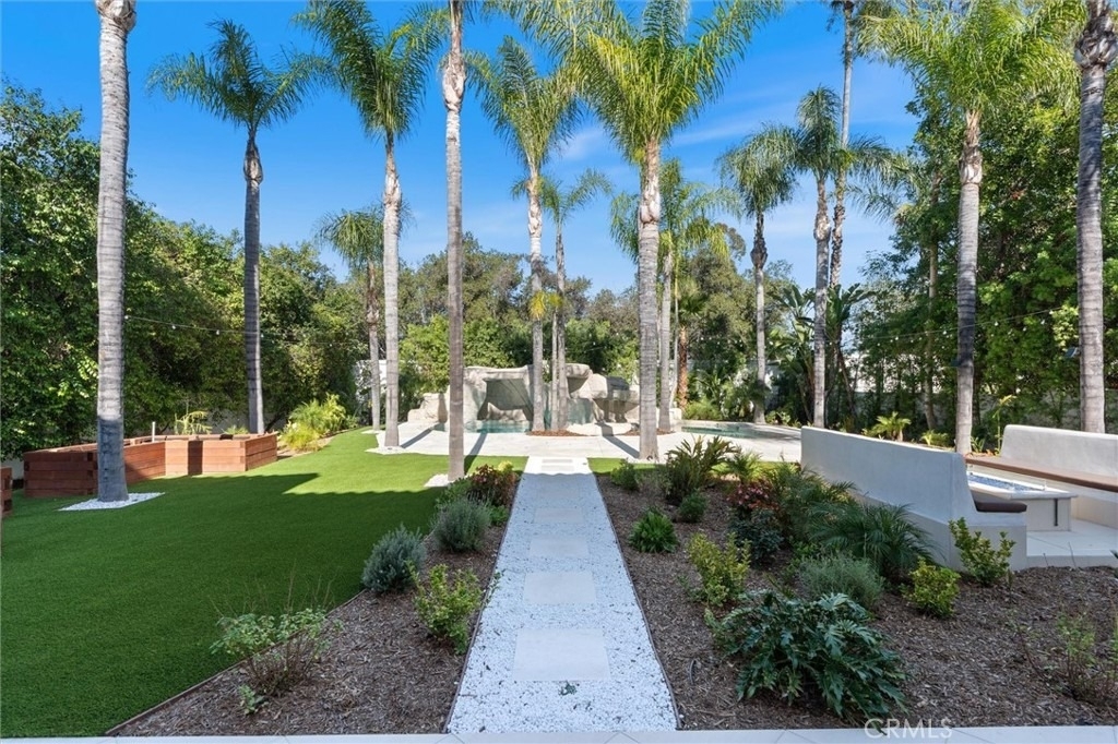 17437 Oak Creek Court - Photo 14