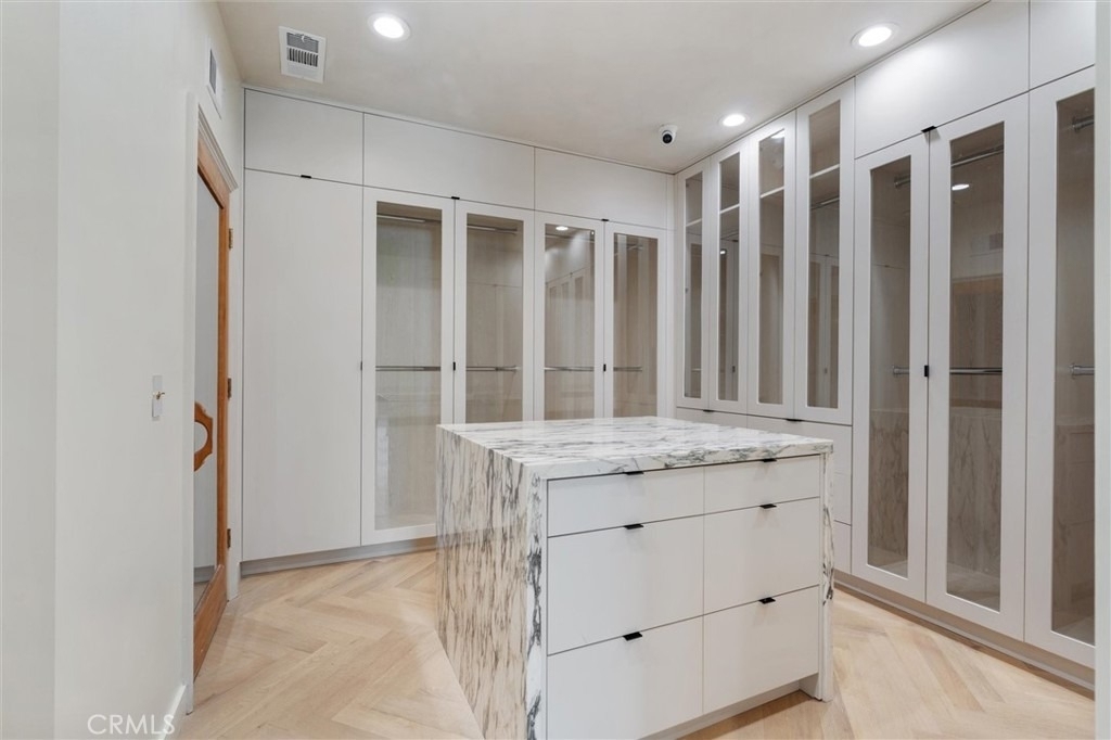 17437 Oak Creek Court - Photo 40