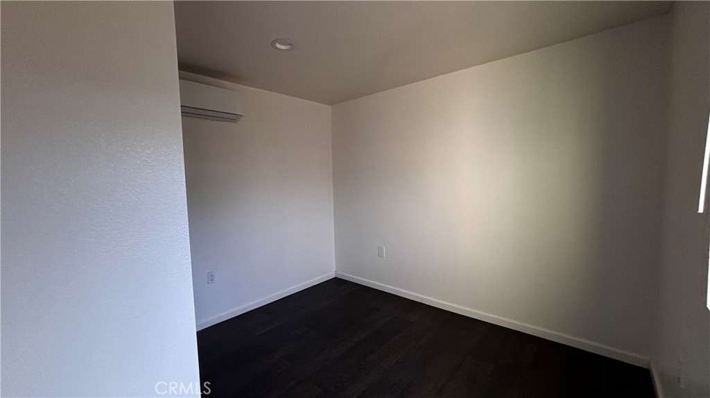 7922 Lindley - Photo 8