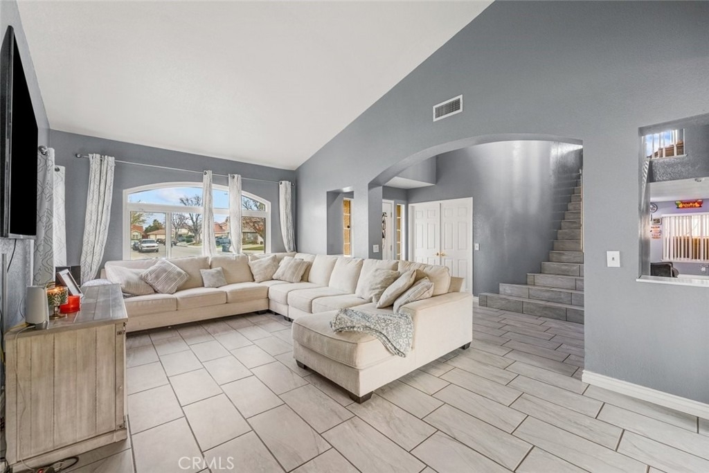 42419 62nd Street W - Photo 8